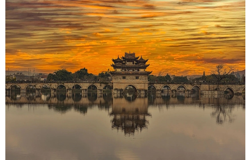 Du Lịch Hà Khẩu – Thạch Lâm – Côn Minh – Núi Tuyết Kiệu Tử – Kiến Thuỷ 4 Ngày 3 Đêm