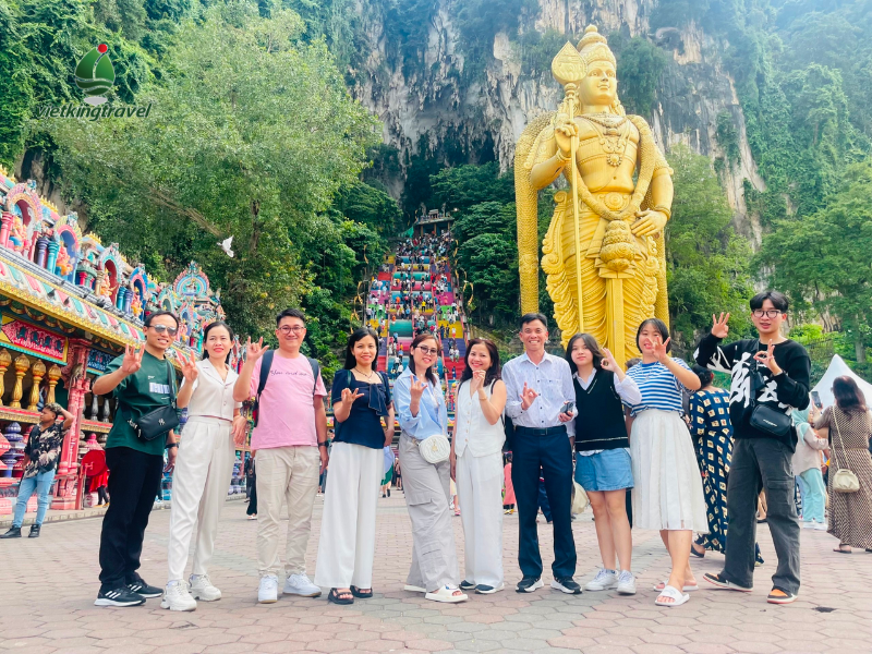 Tham quan động Batu