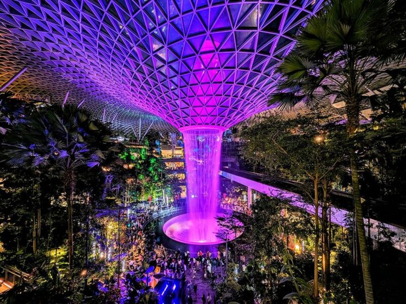 Thác nước Jewel Changi