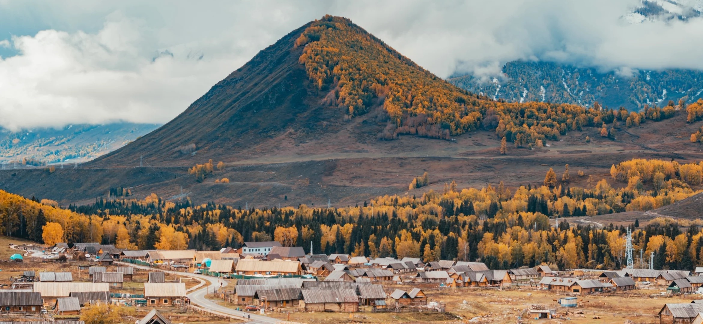 [2025] DU LỊCH TÂN CƯƠNG: HÀ NỘI - URUMQI - TURPAN - BURJIN - HEMU - KANAS 9N8Đ