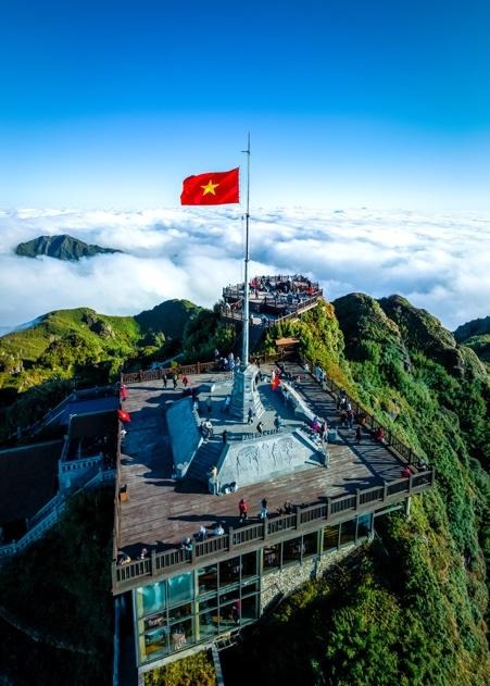 TP.HCM - HÀ NỘI – SAPA – FANSIPAN